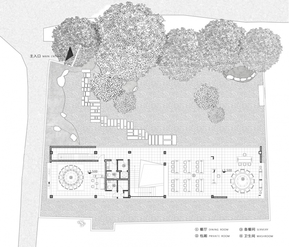 Five Camphor Courtyard