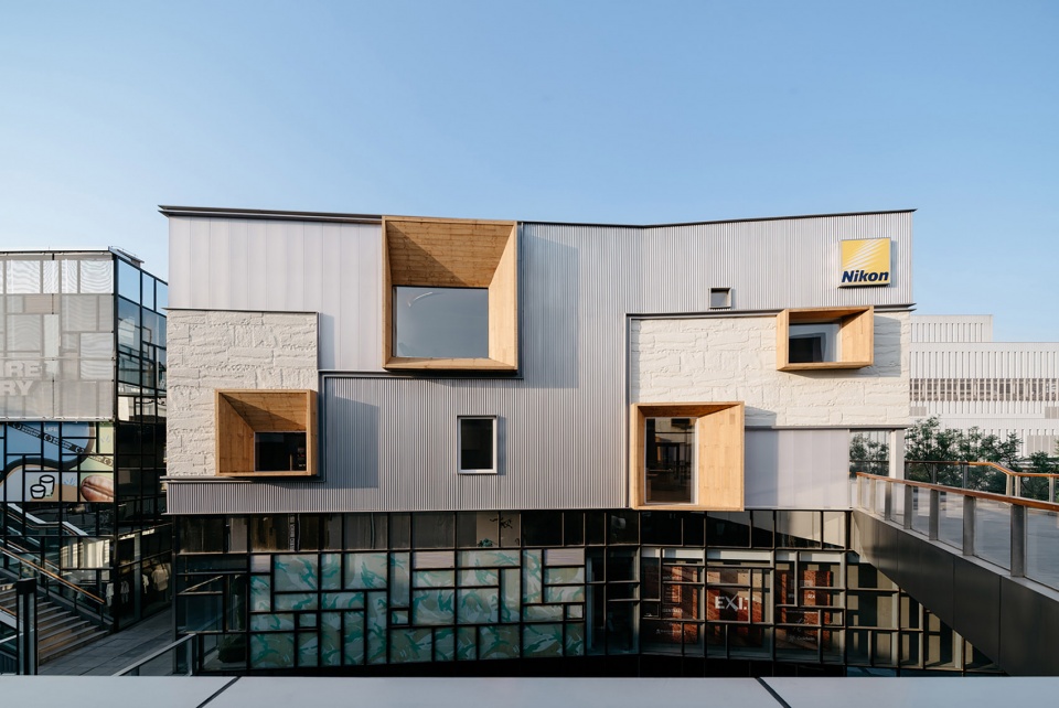 nikon beijing flagship by lukstudio