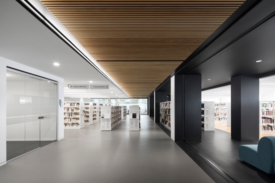 Expansion of the T A St Germain Library by ACDF Architecture