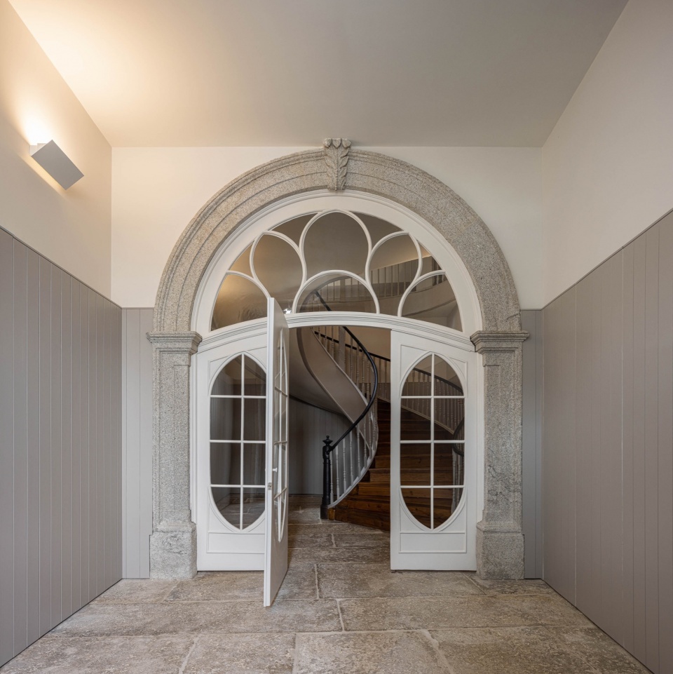 antigo hotel do louvre by diana barros arquitectura