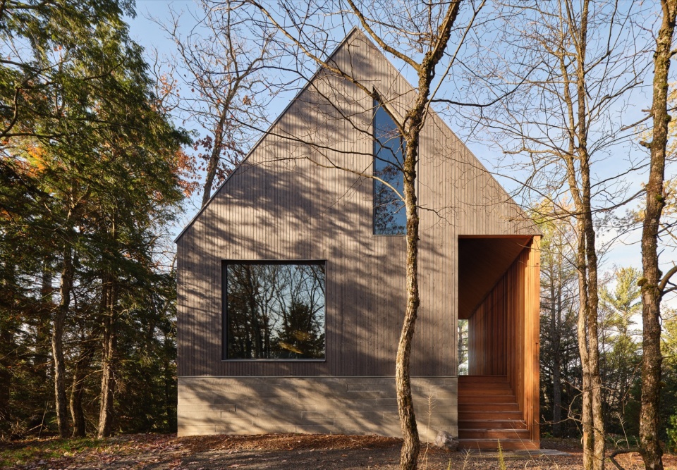 Bunkie On The Hill by Dubbeldam Architecture Design