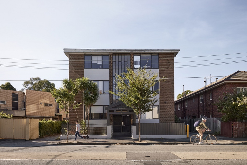 st kilda micro sanctuary by tsai design