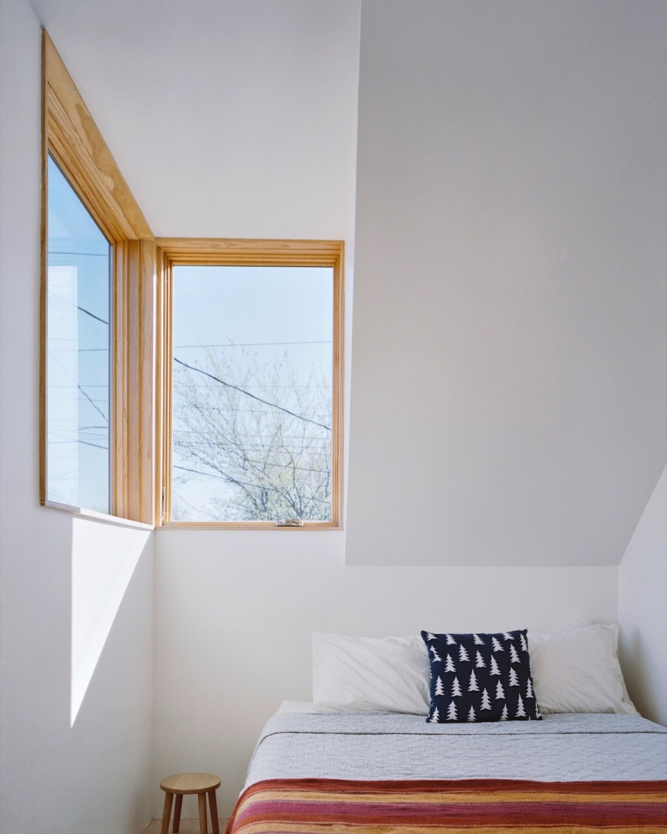 aperture house by faye walker