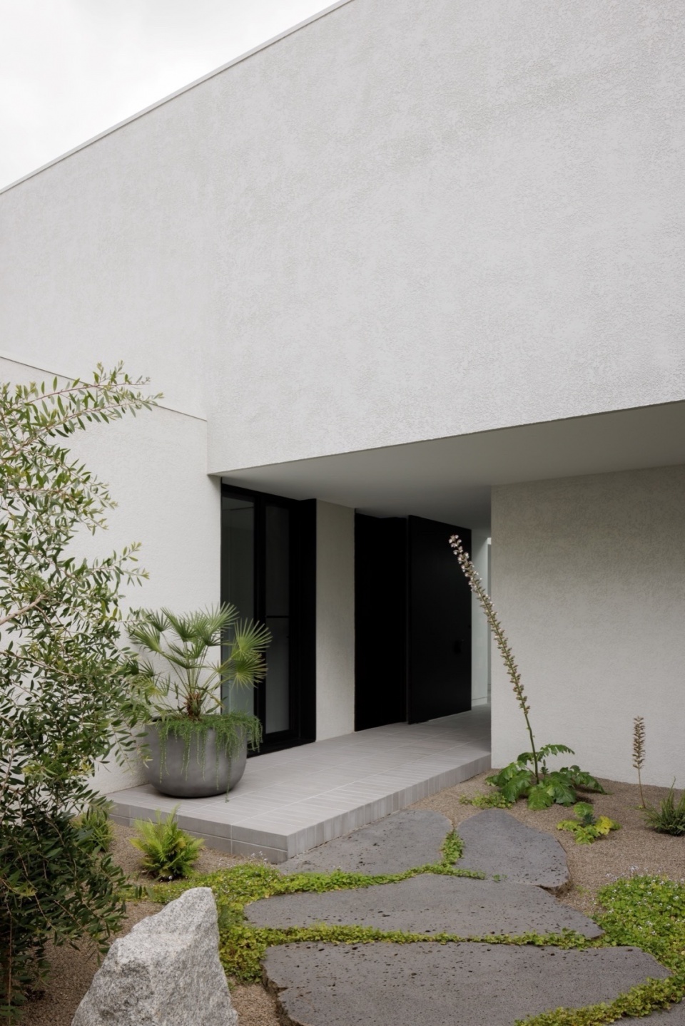 Kew House by Emma Tulloch Architects