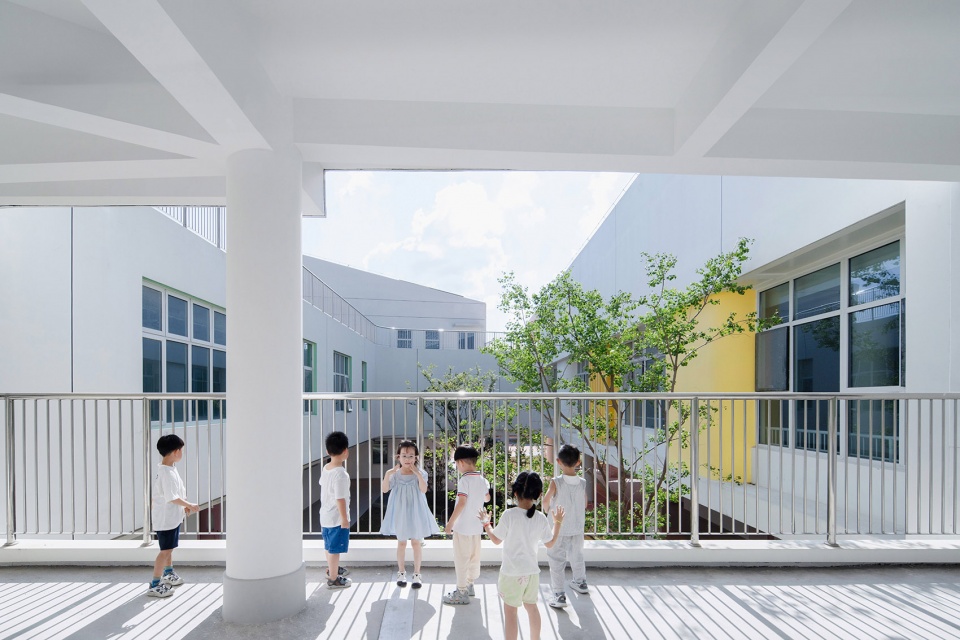 sky castle kindergarten by soft build architects
