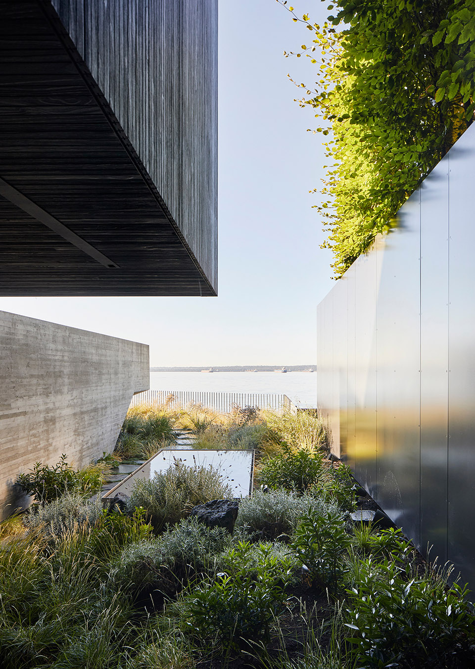 liminal house by mcleod bovell