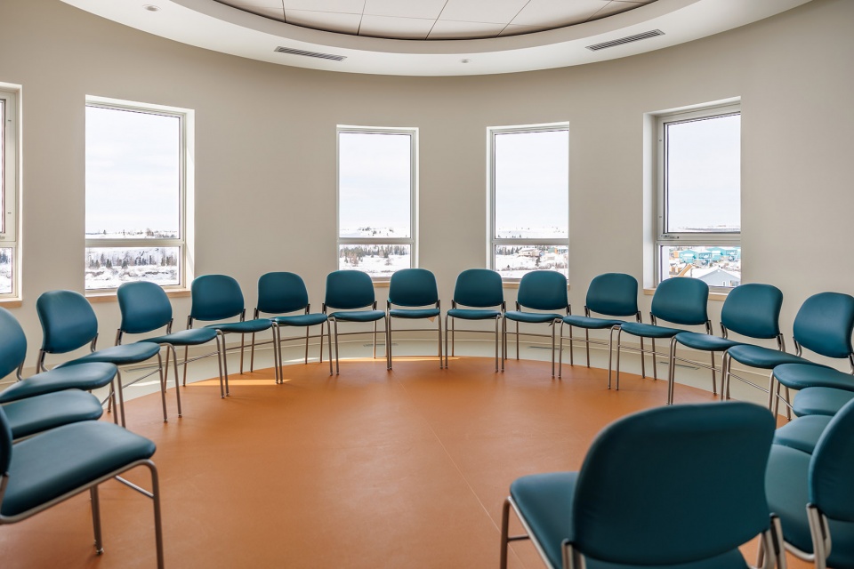 new isuarsivik regional recovery centre by evoq architecture