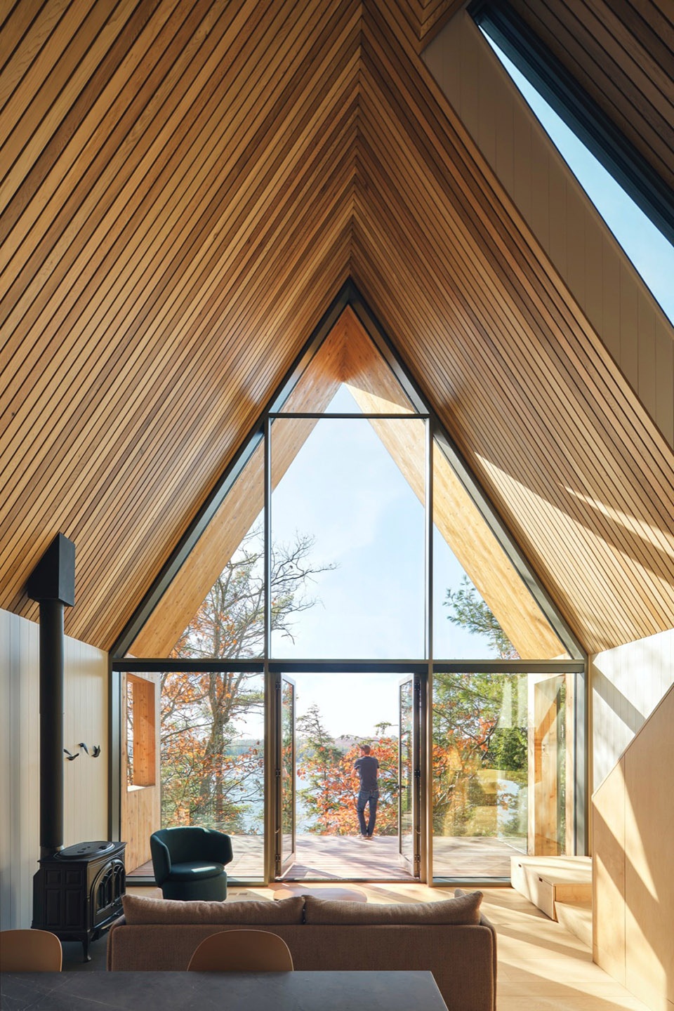 Bunkie On The Hill by Dubbeldam Architecture Design