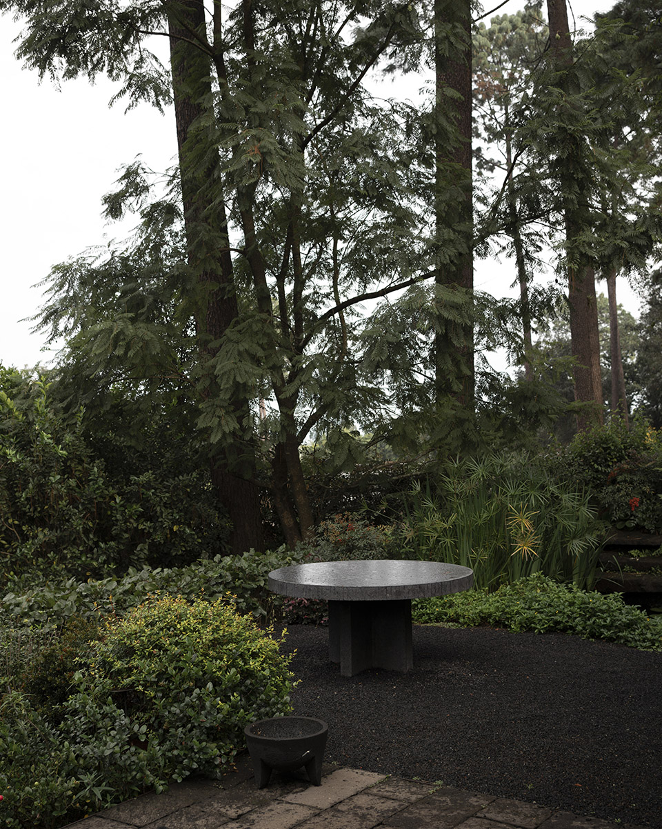 casa en el bosque by direccion architecture and interior design