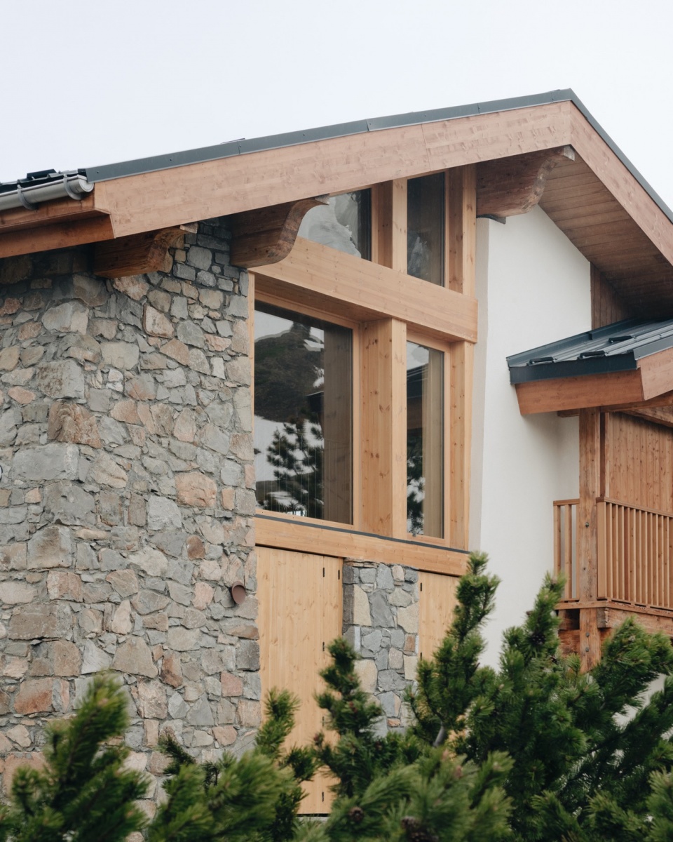 mountain house iv by studio razavi architecture