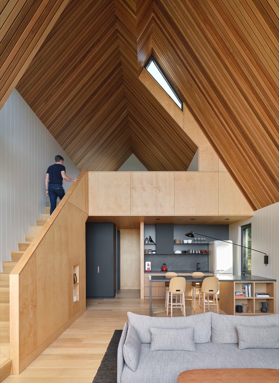 Bunkie On The Hill by Dubbeldam Architecture Design