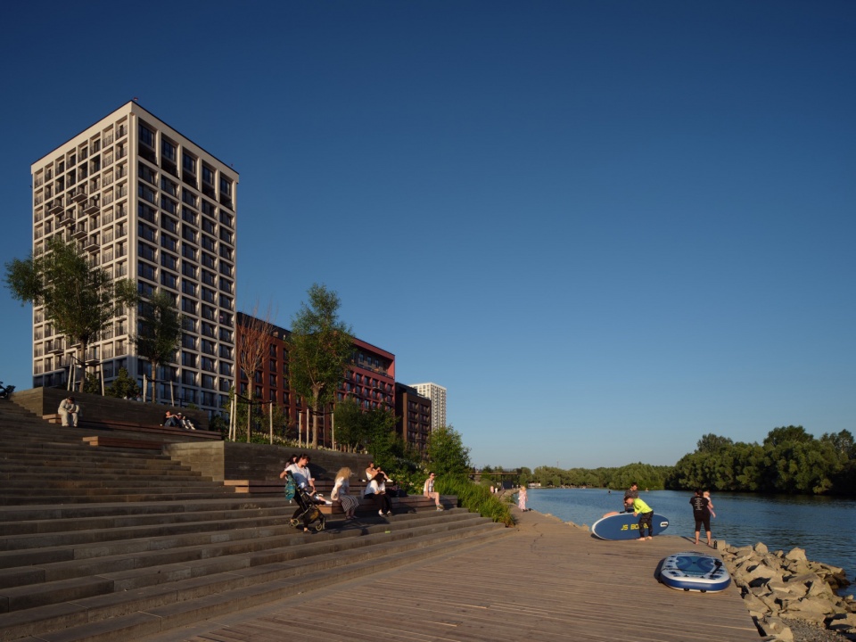 Riverfront Par by KCAP Architects Planners АFА Landmark Architects S P Architektura Krajobrazu Brusnika