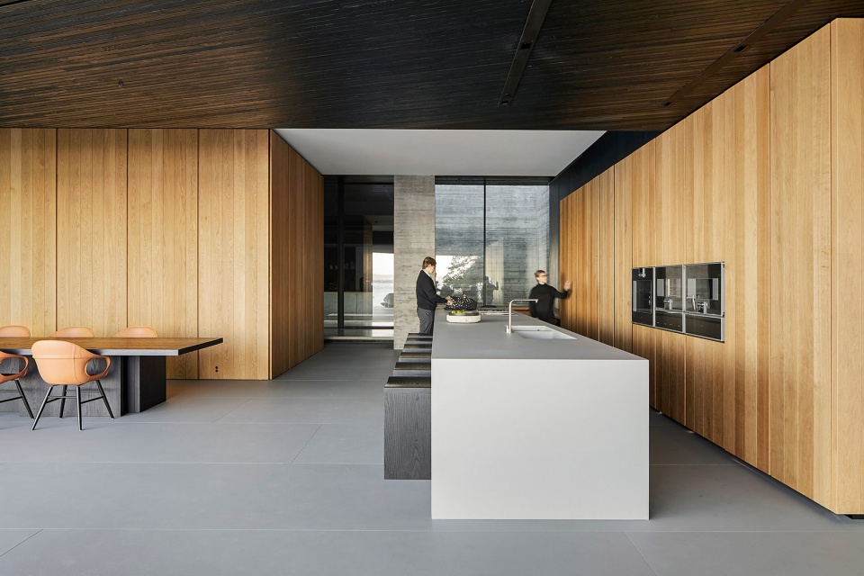 liminal house by mcleod bovell