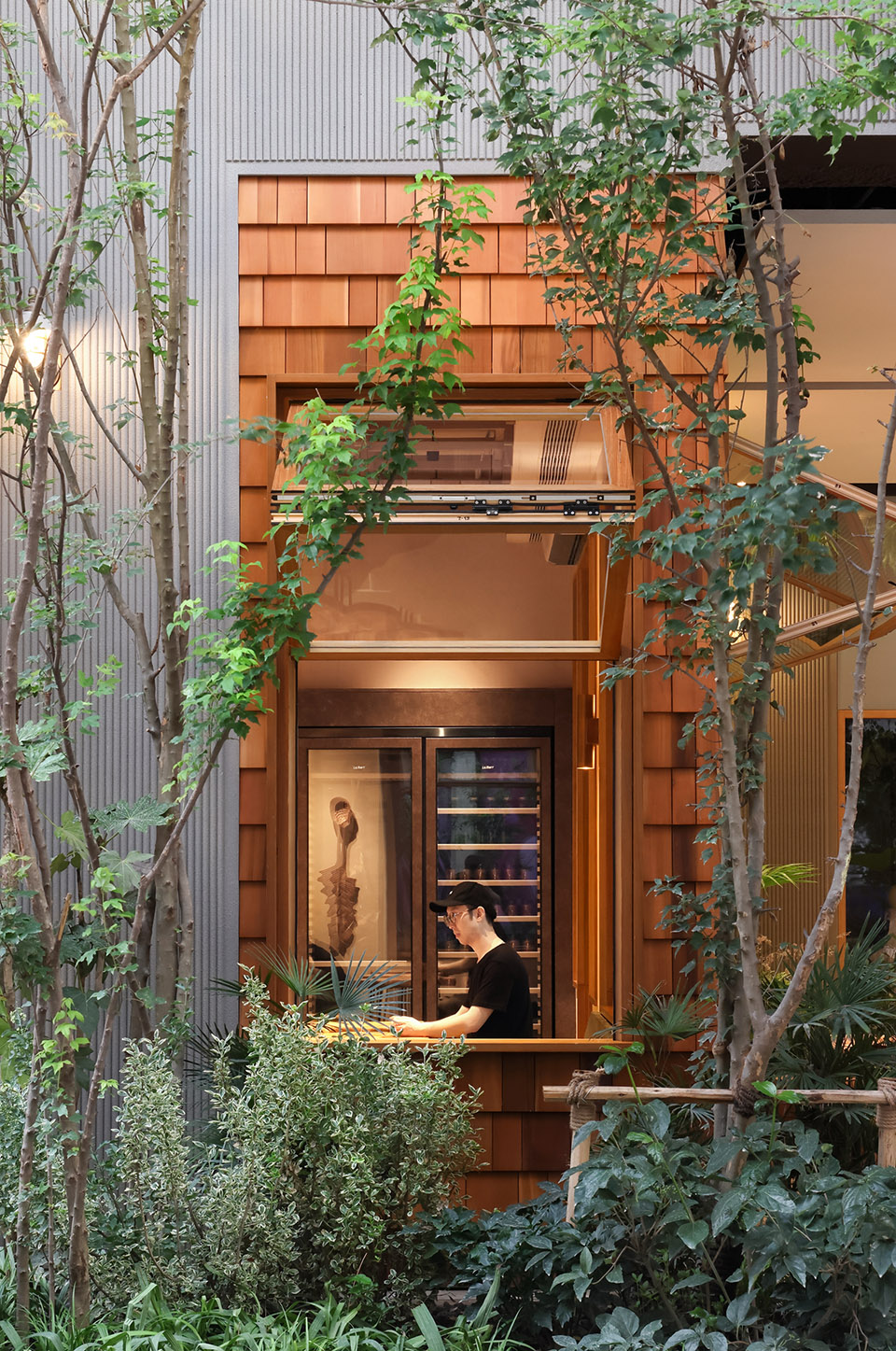 yexuan columbia circle store by ydesign