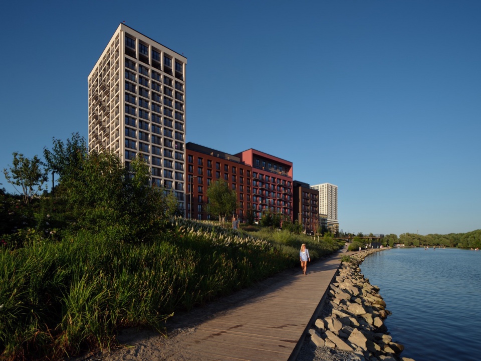 Riverfront Par by KCAP Architects Planners АFА Landmark Architects S P Architektura Krajobrazu Brusnika