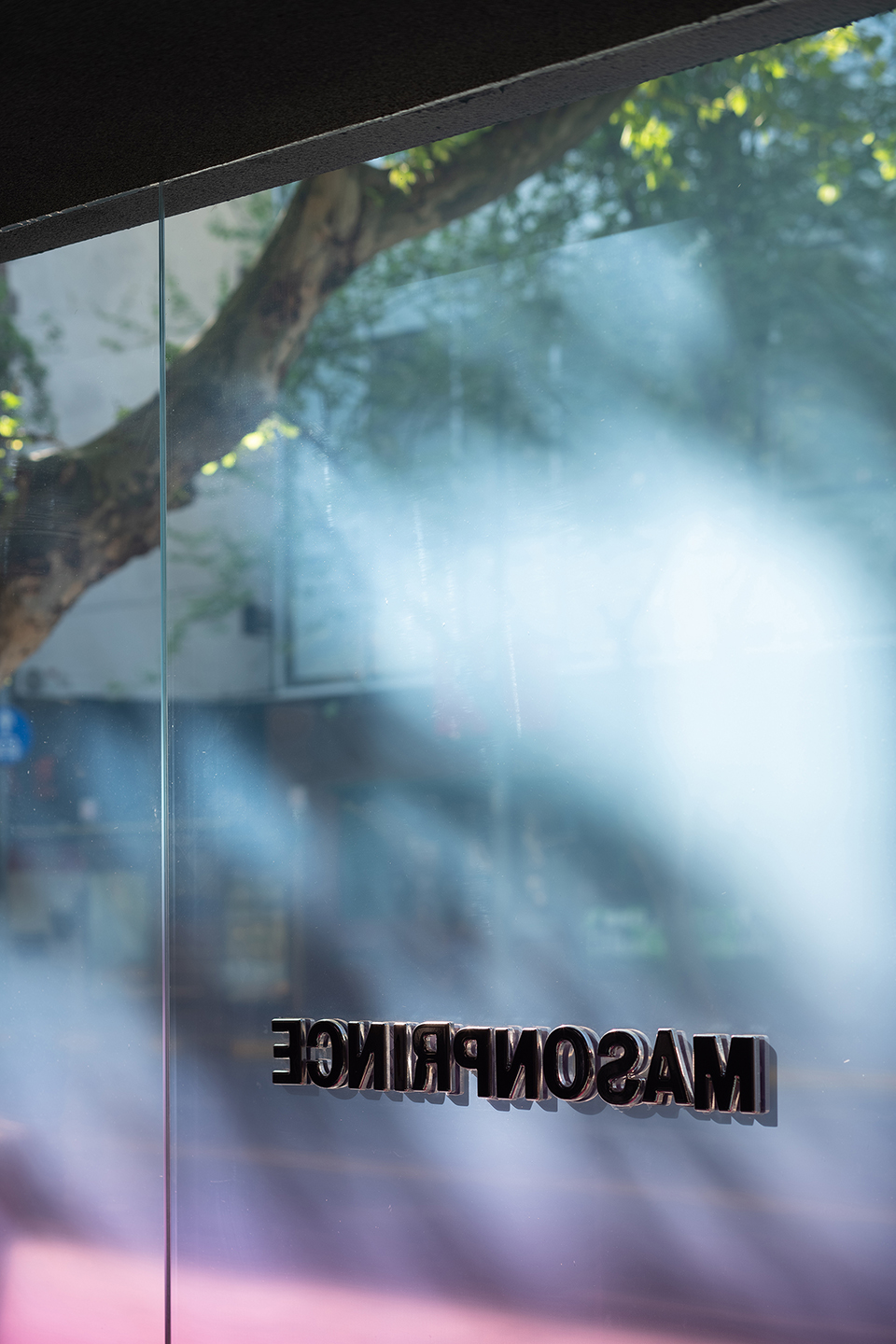 masonprince shanghai flagship store by tomo design