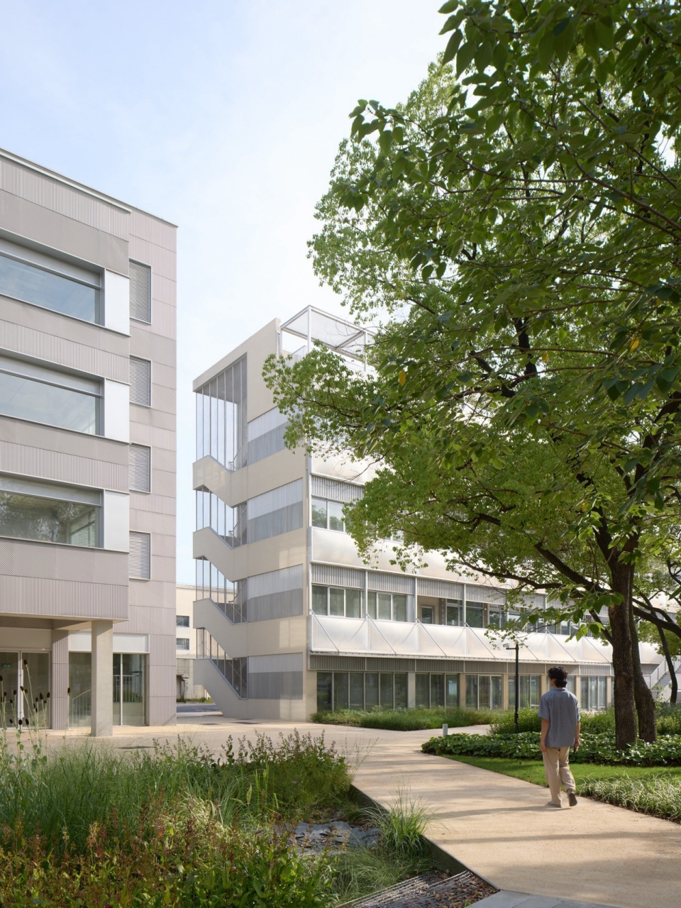Renovation of Shanghai Relay Factory by HCCH Studio