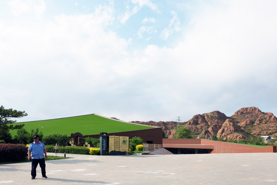 hongshan ehibition center by hzyly