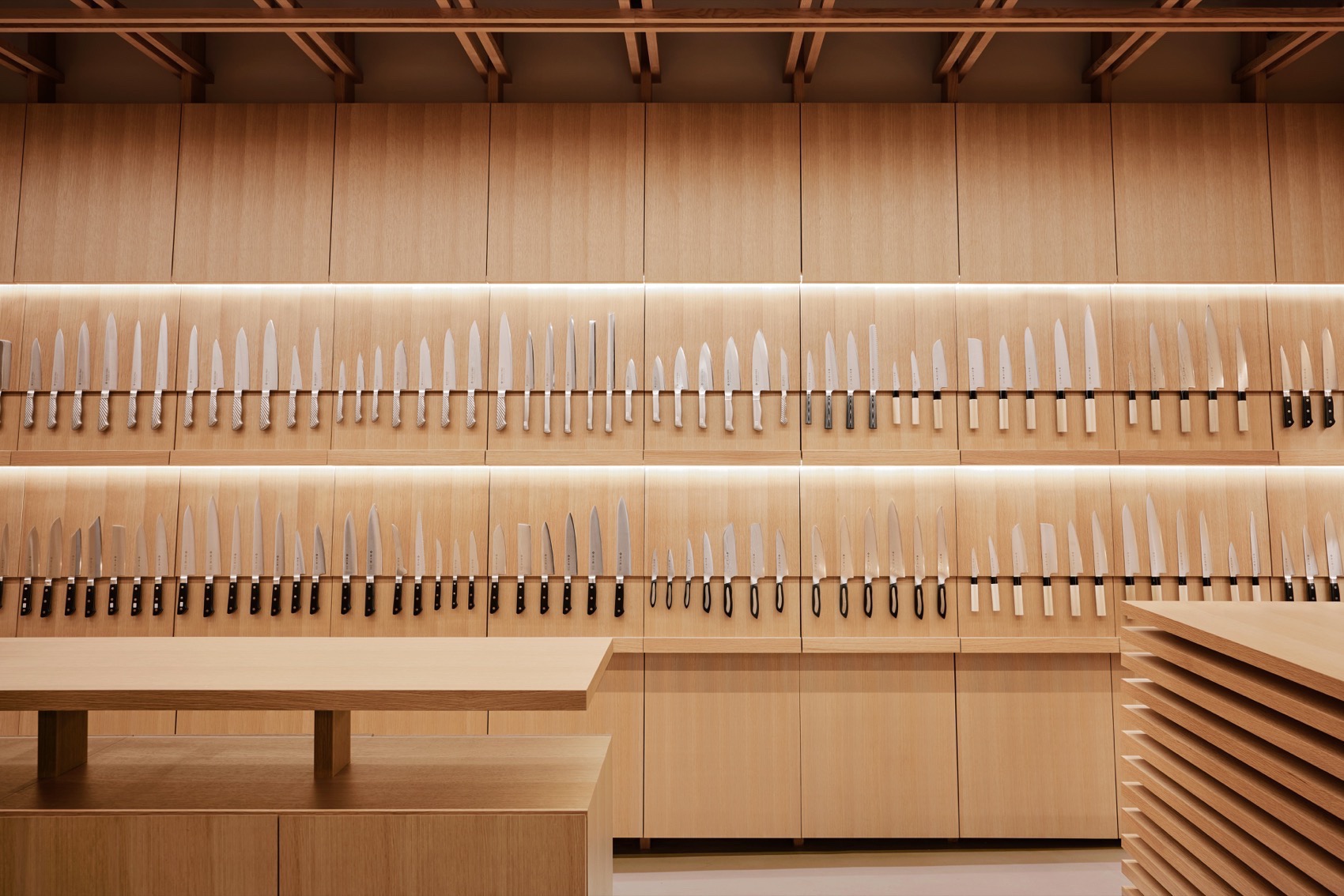 Tojiiro Design Tojiro Knife Gallery Osaka by KATATA YOSHIHITO DESIGN - 谷德设计网