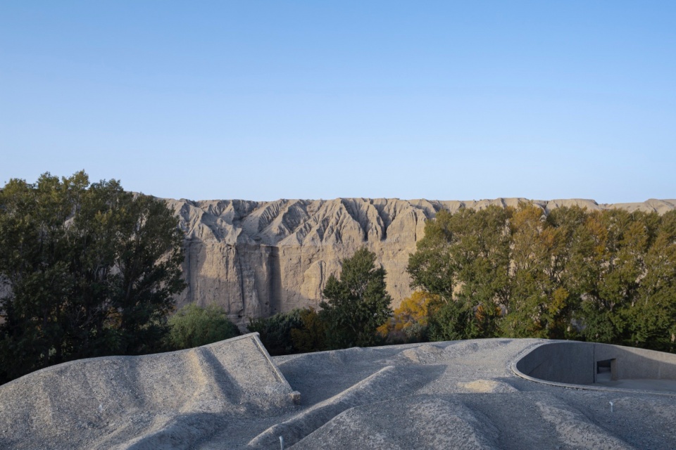 Gansu Guazhou Yulin Grottoes Visitor Reception Center by 9 Town Design Studio for Urban Architecture
