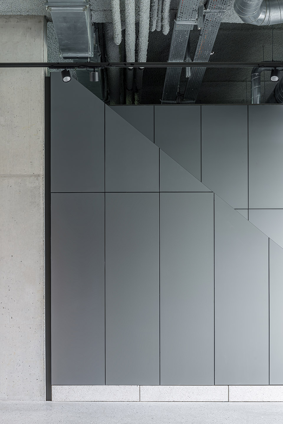 Link Lab Creative Offices by Stay Studio & Markland Architects - 谷德设计网