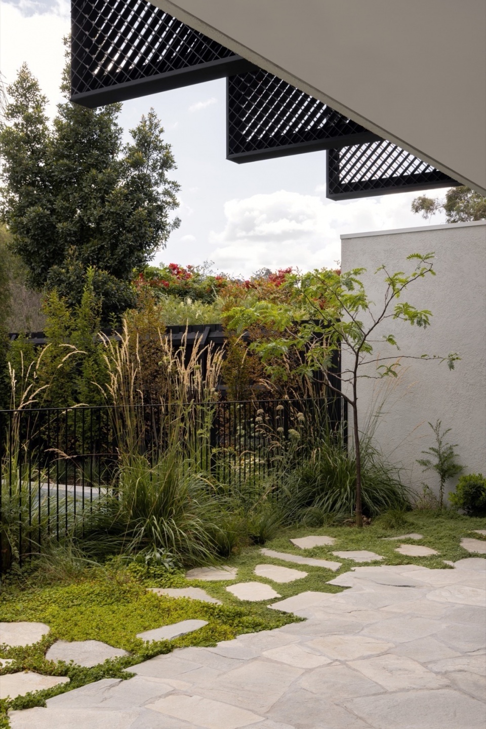 Kew House by Emma Tulloch Architects