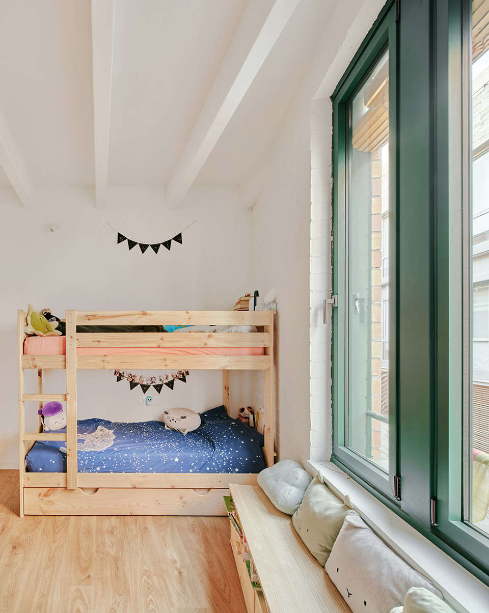 103rav new row house in sabadell by vallribera arquitectes