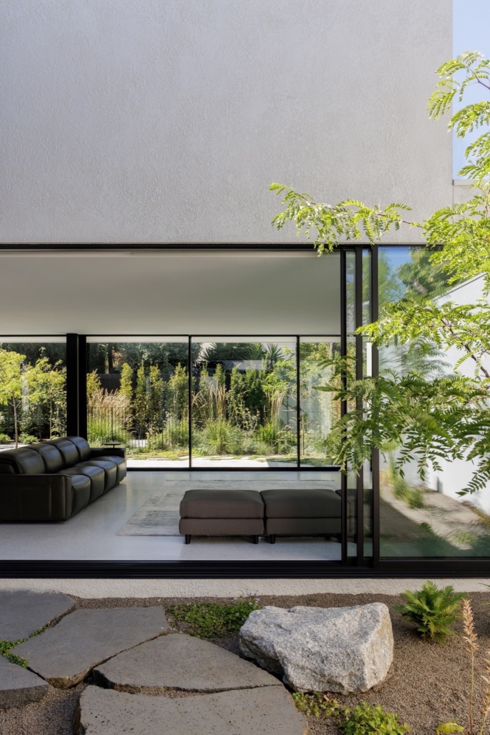 Kew House by Emma Tulloch Architects