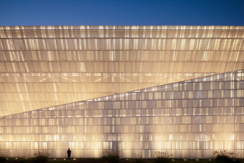 Chengdu Tianfu Xinglong Lake Laboratory by Rong Zhaohui Studio ZRADI Mind Studio