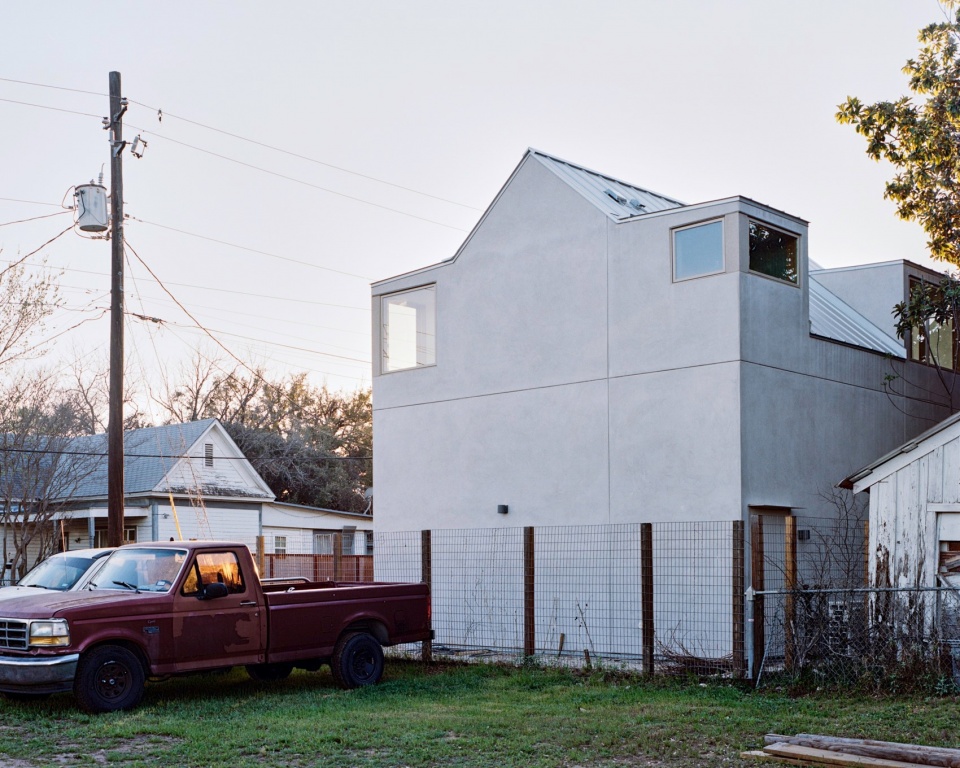 aperture house by faye walker
