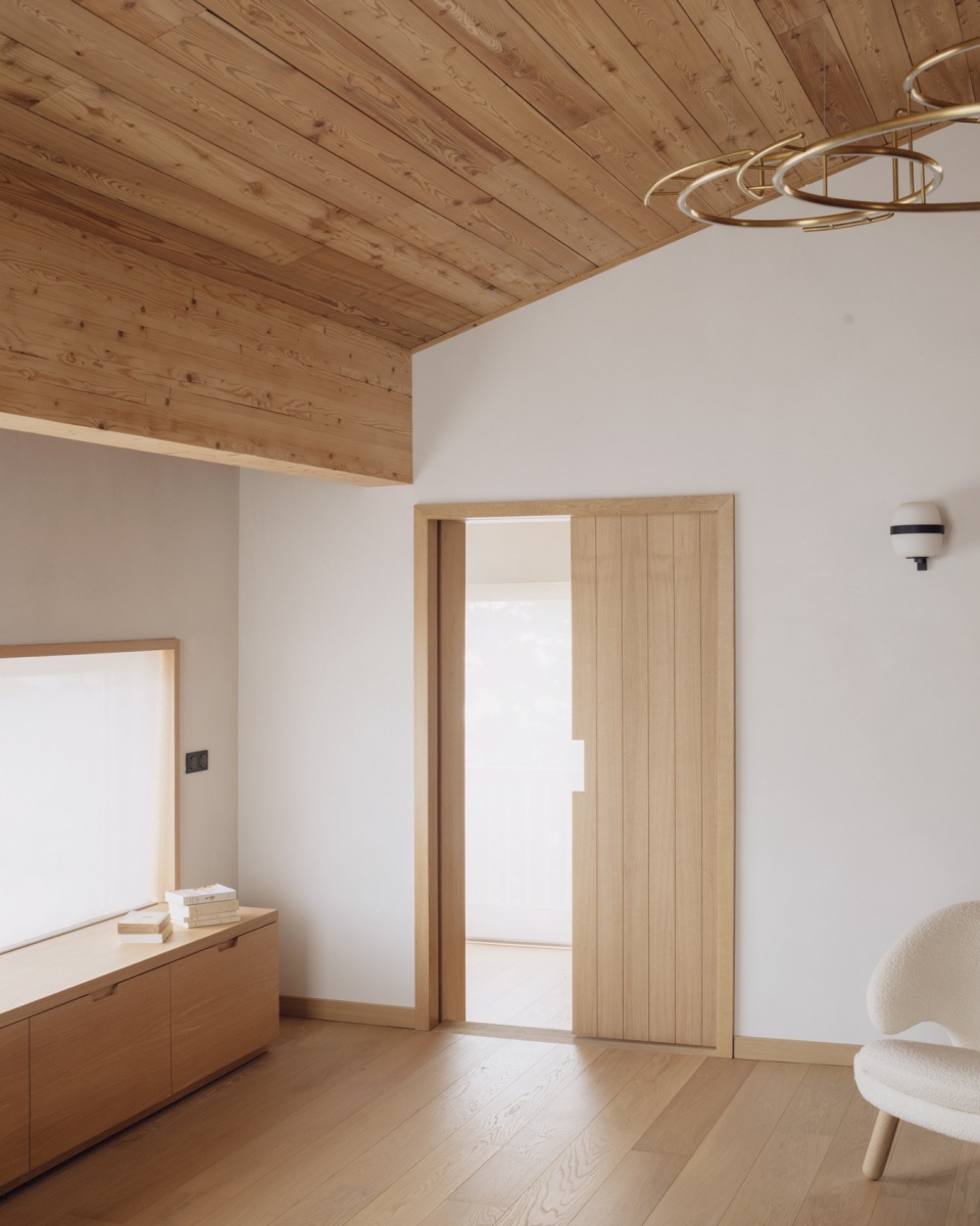 mountain house iv by studio razavi architecture