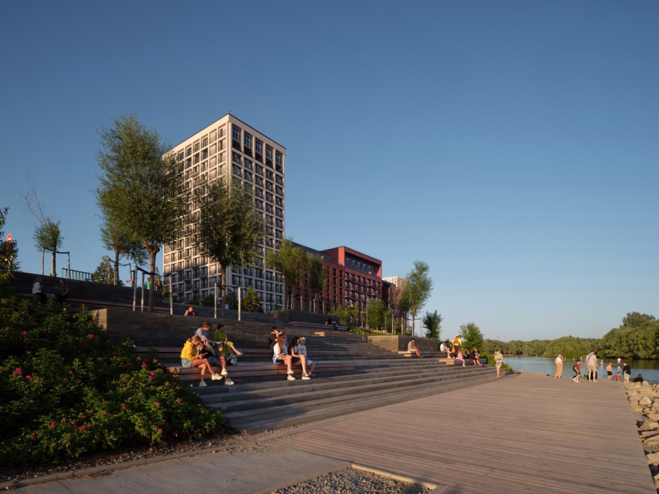 Riverfront Par by KCAP Architects Planners АFА Landmark Architects S P Architektura Krajobrazu Brusnika