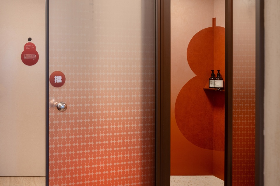 ni hao hotel by vermilion zhou design group