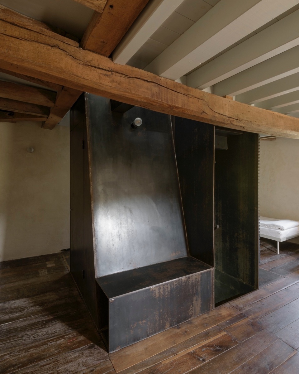 ower ower lodge in listed tower 2001 TBSI和elementar