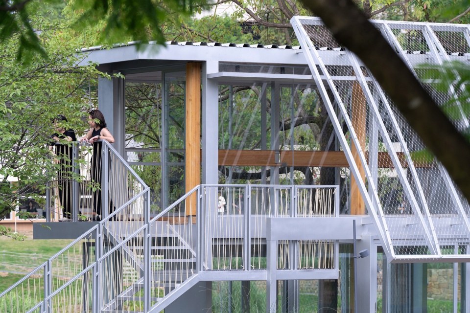 cpi w 18b by yiiie architects