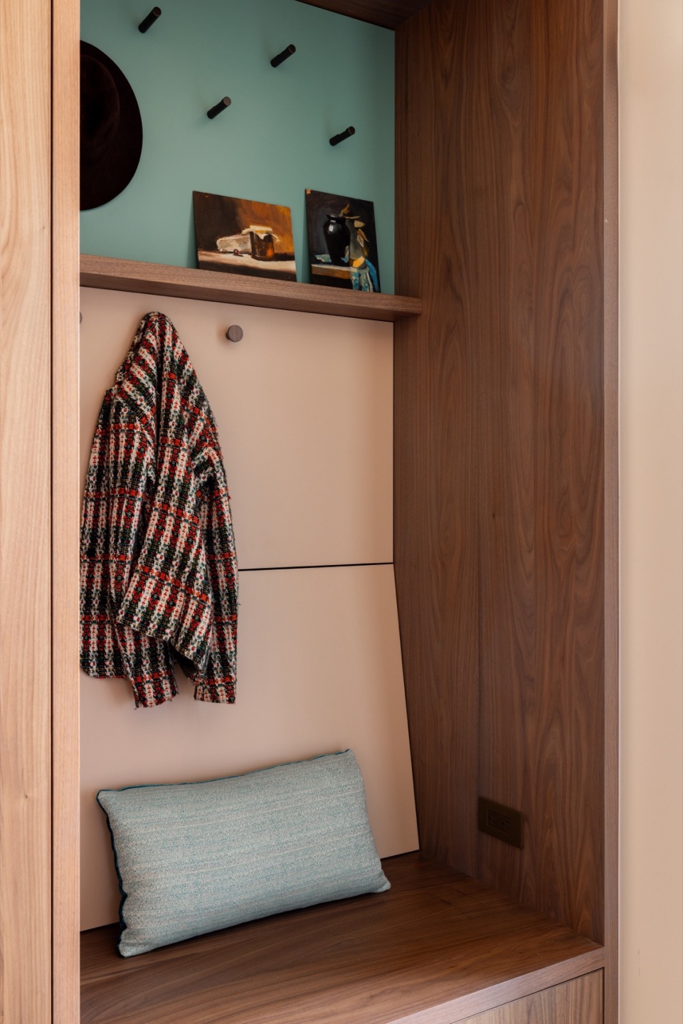 house aspetto by medium plenty
