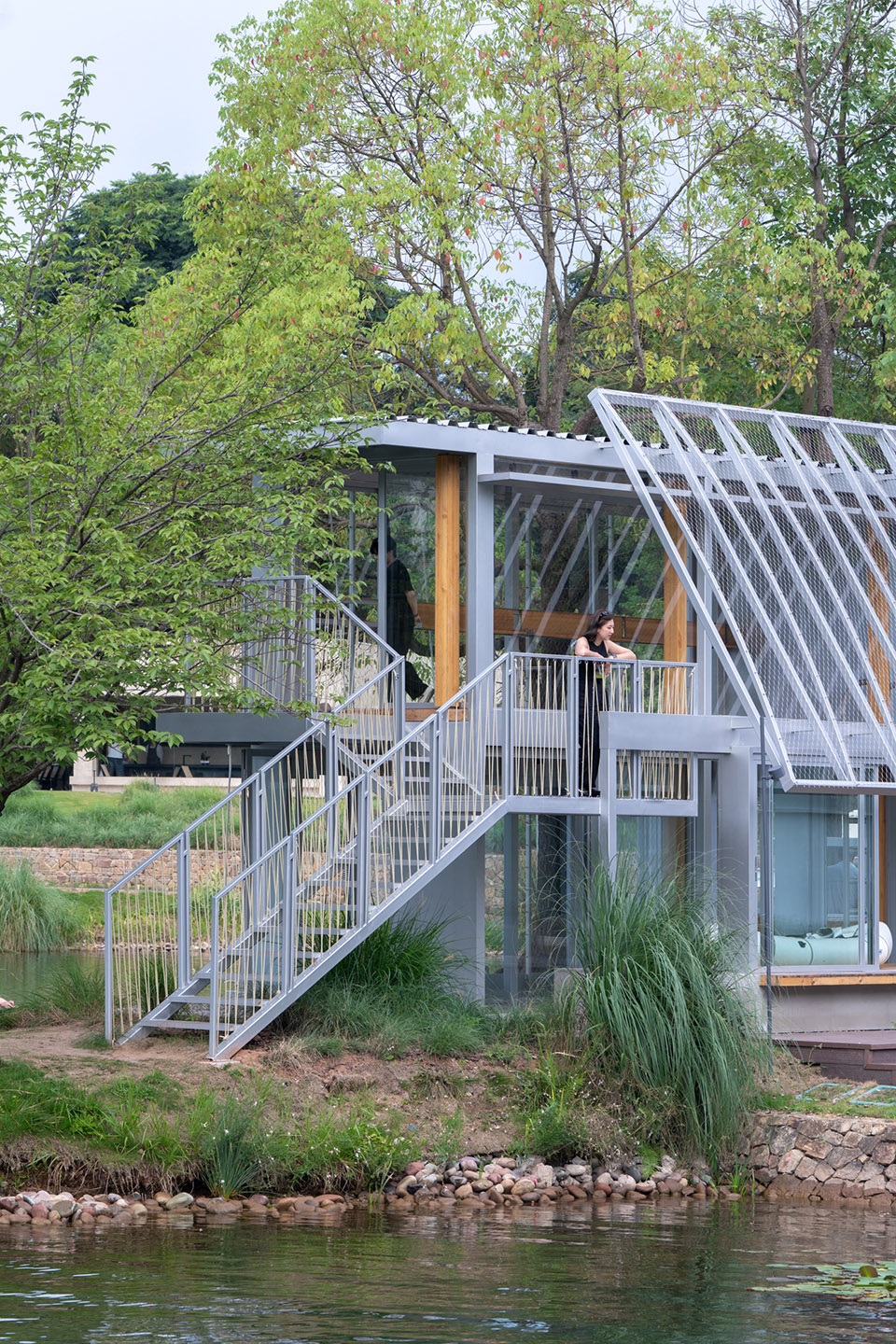 cpi w 18b by yiiie architects