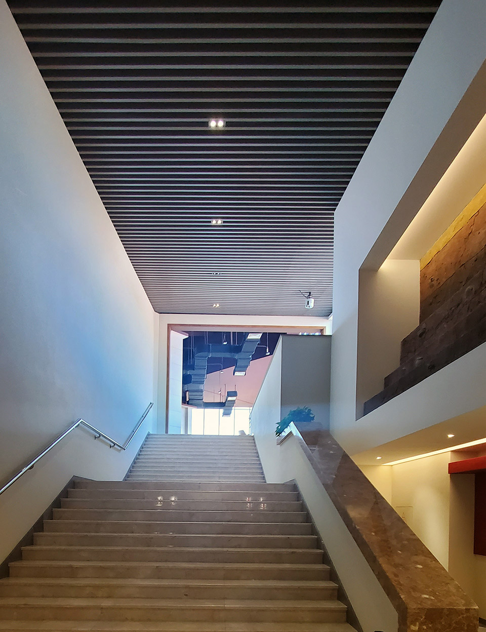 hongshan ehibition center by hzyly