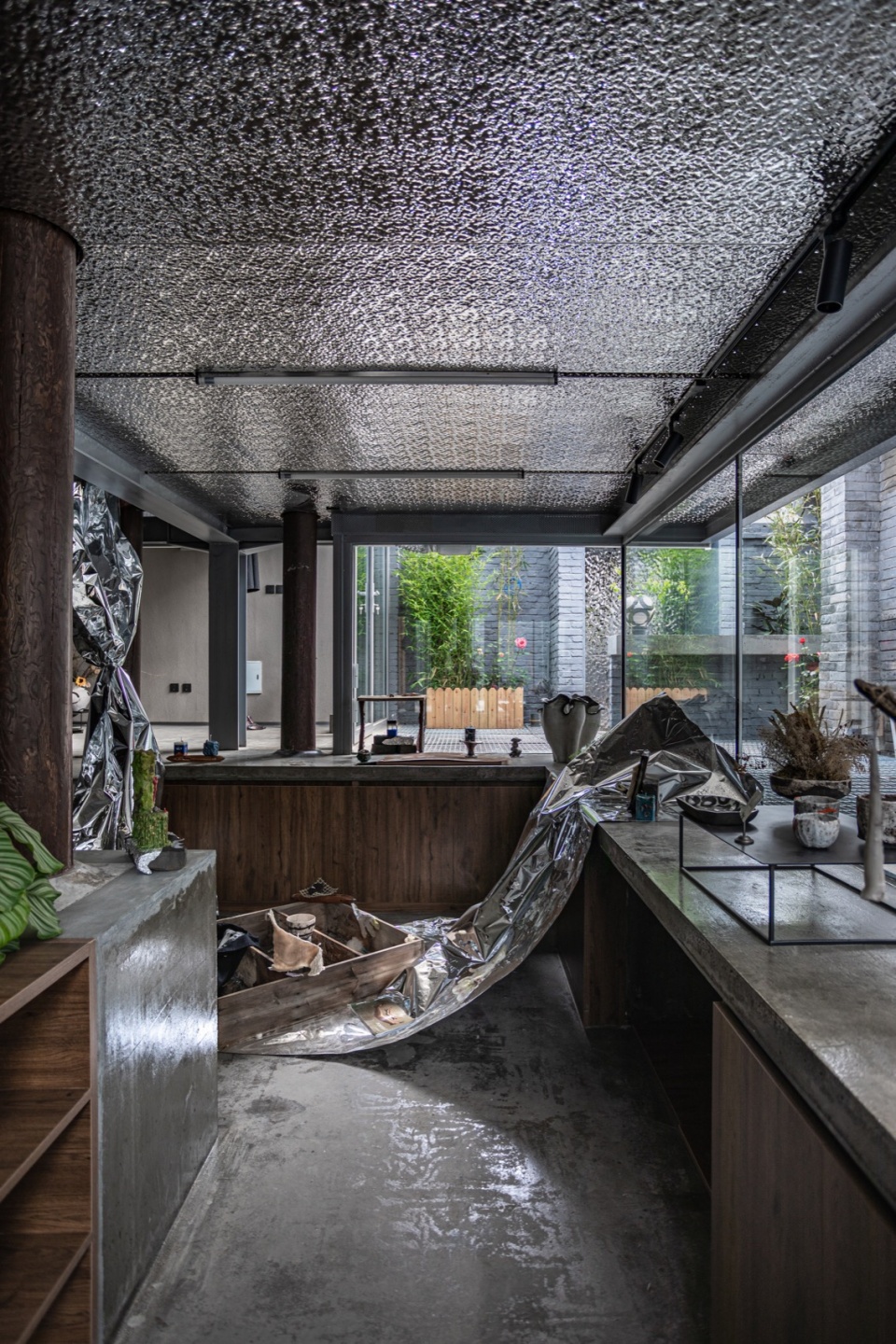 Carrying pole House by Atelier KAI Architectes - Gooood