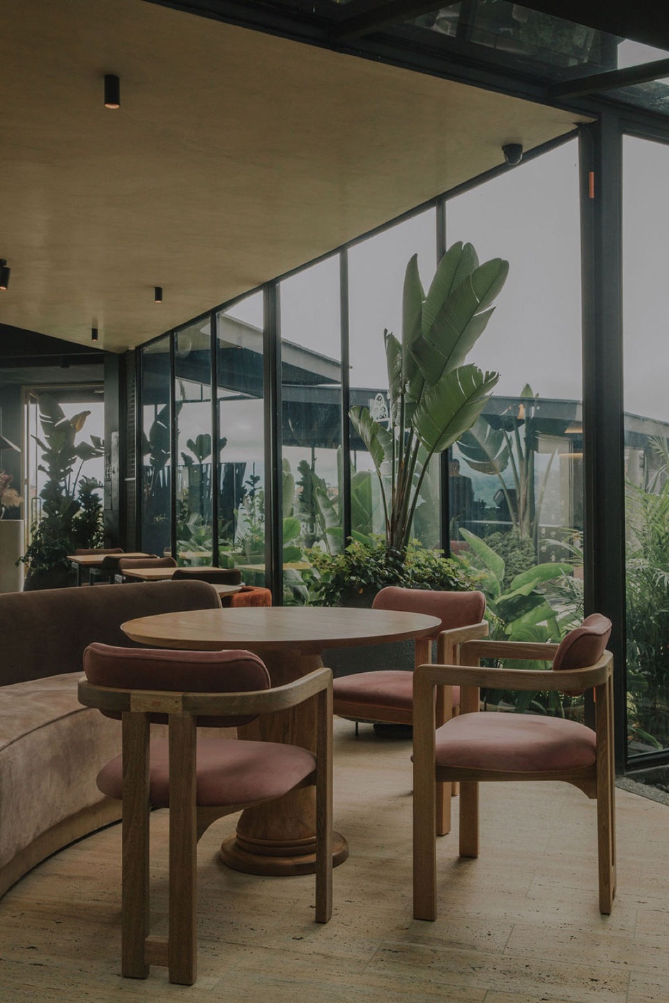 MIRUM by CREARQ