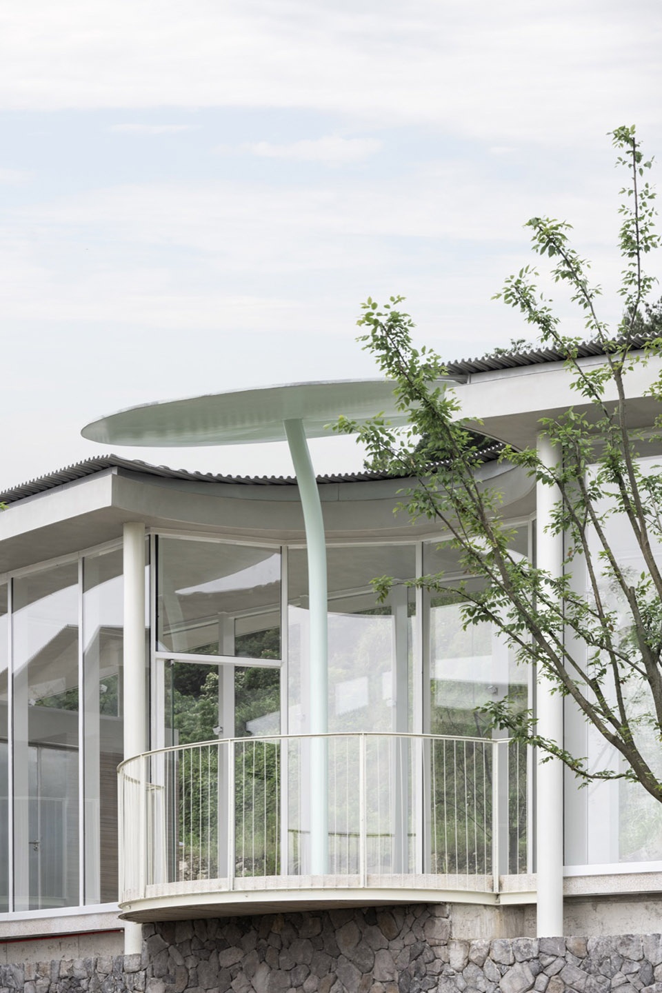 Dongdan Grassland Sea Ruins Station by Mur Mur Lab
