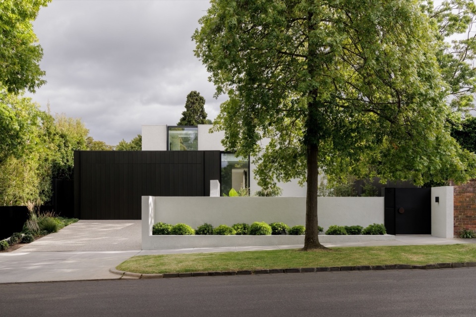 Kew House by Emma Tulloch Architects