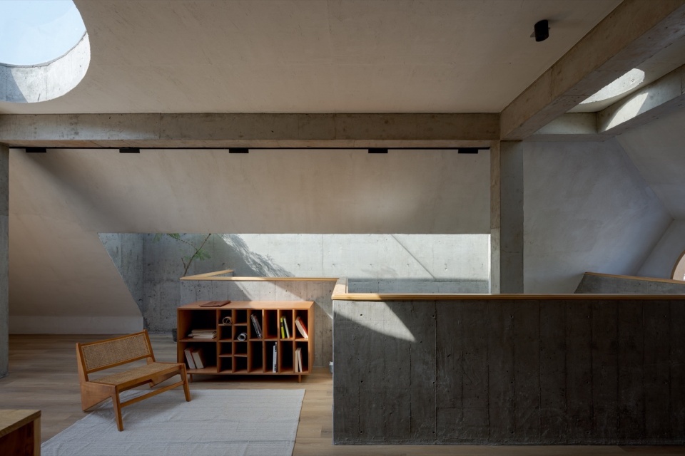 Mini south villa Shanghai by Displacement architectural design