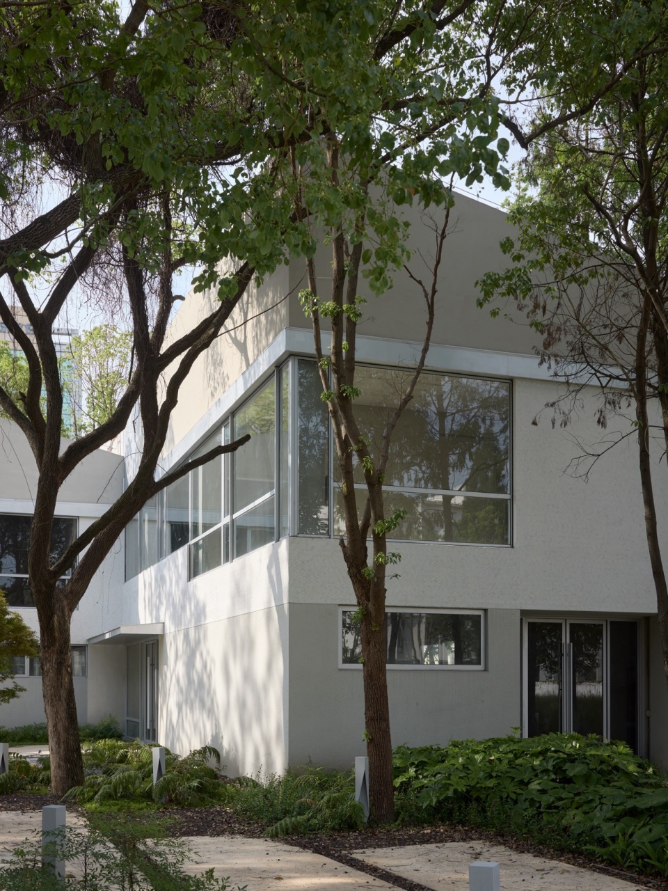 Renovation of Shanghai Relay Factory by HCCH Studio