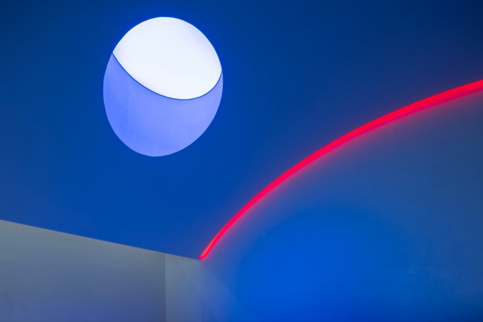 Flickering Peak CP SUN RIVER Art Gallery by Wutopia Lab