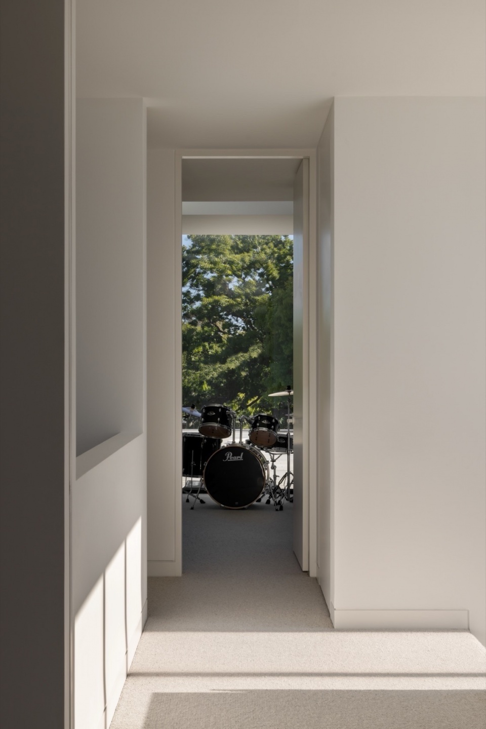 Kew House by Emma Tulloch Architects