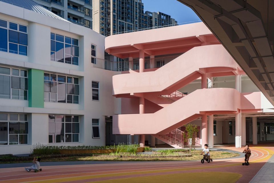 sky castle kindergarten by soft build architects