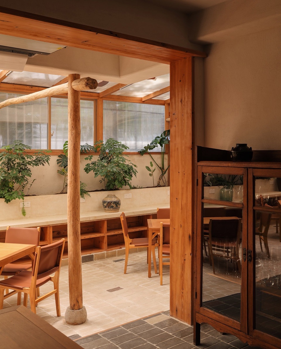 Micro Renovation of the Old City Nanjing Daxinggong by SZ Architects