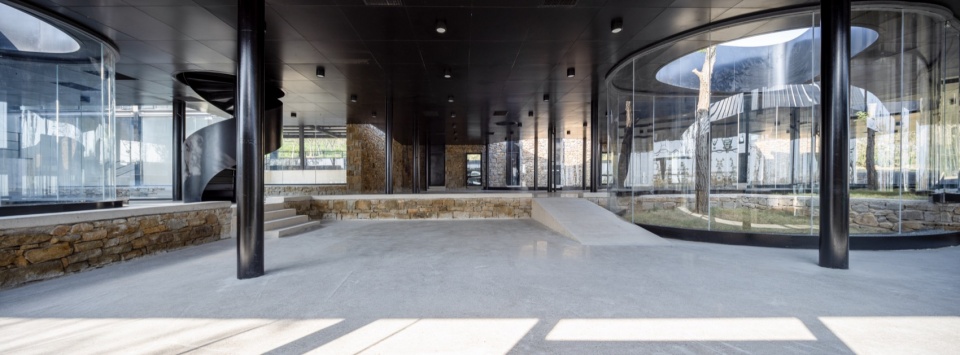 Chaoyuan Mount village lobby by Kong Xiangwei Studio