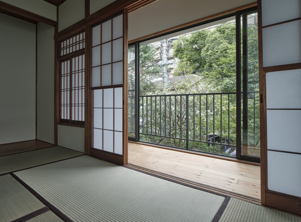shirokanedai house by roovice